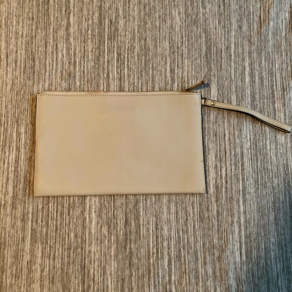 MICHAEL KORS Cream Studded Clutch Wristlet - Picture 4 of 8